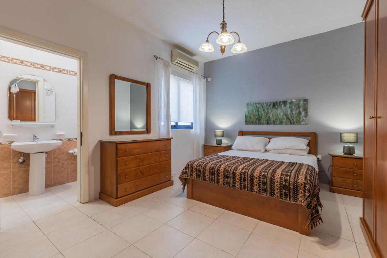 Stunning - Seafront 3-Bedroom 6Th Floor Sliema Eksteriør billede